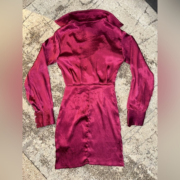 NEW Pretty Little Thing Dress - Picture 4 of 4